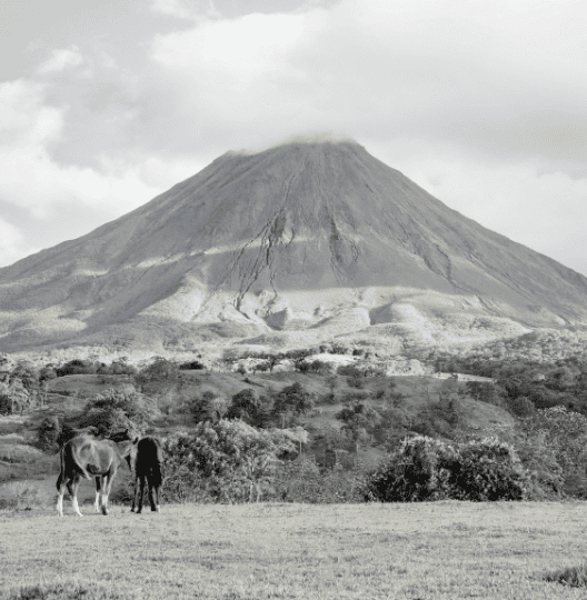 costa rica lanscape mountain picture